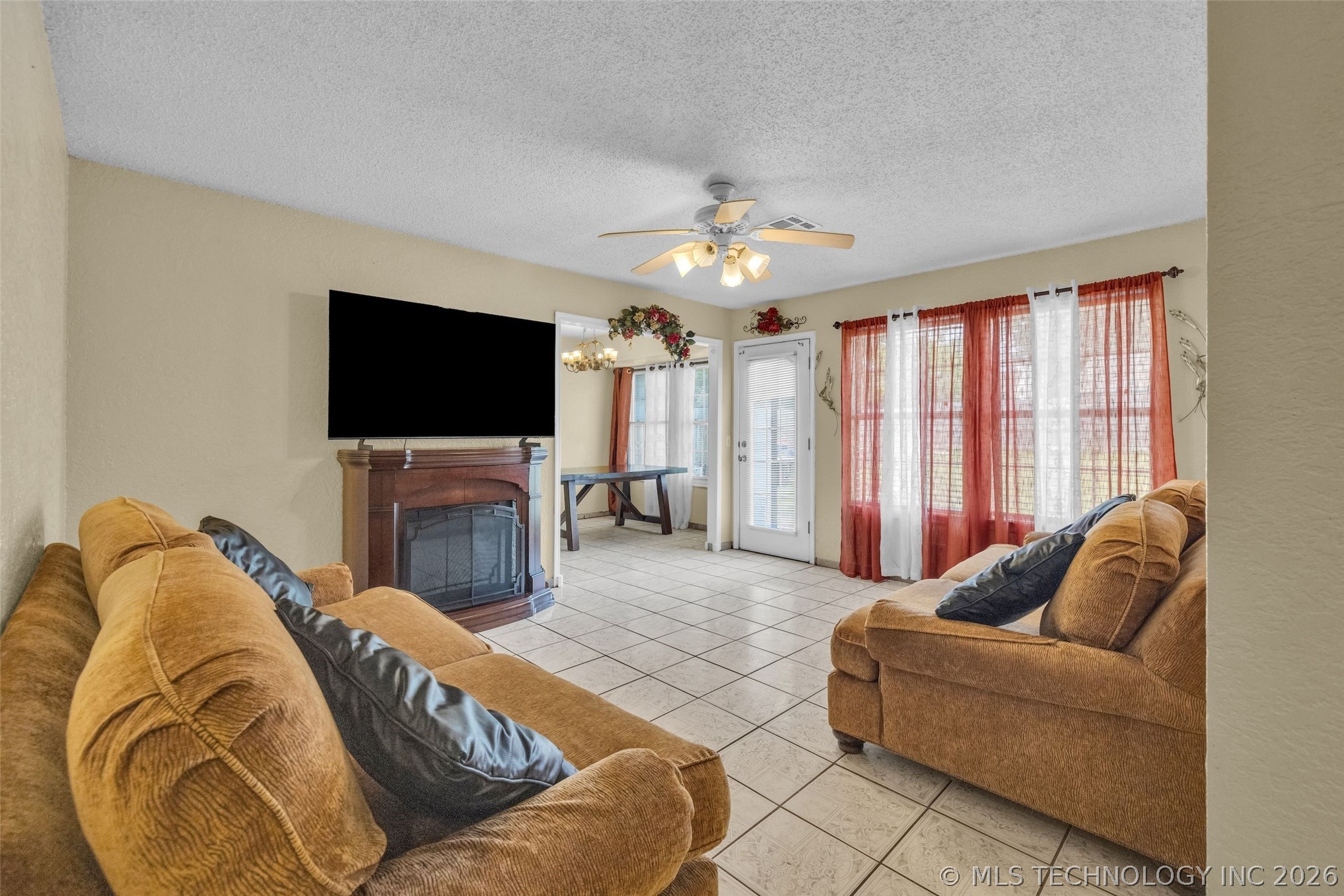 1555 S 137th Eastavenue Tulsa OK 74108