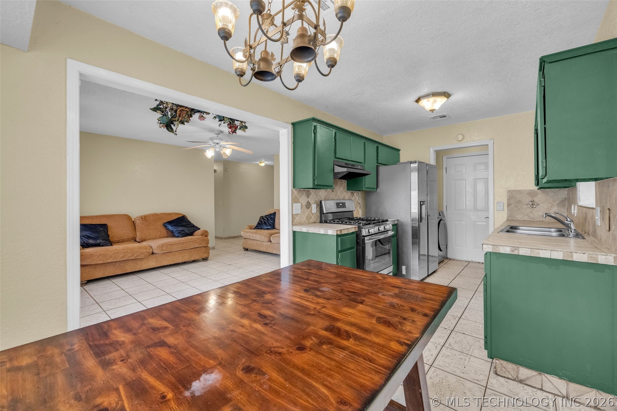 1555 S 137th Eastavenue Tulsa OK 74108