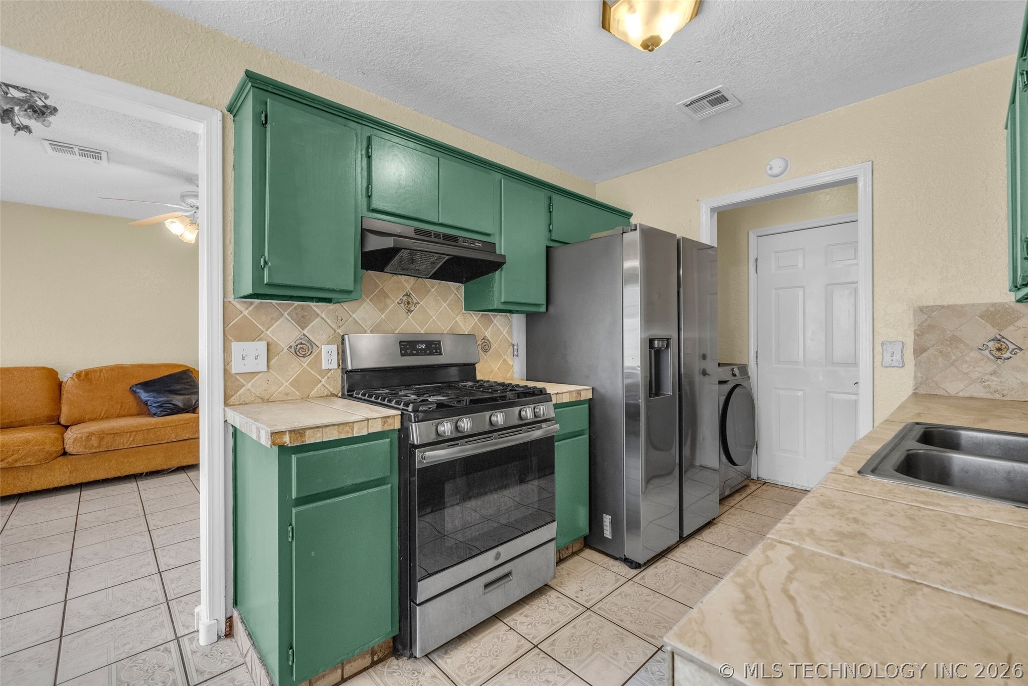 1555 S 137th Eastavenue Tulsa OK 74108