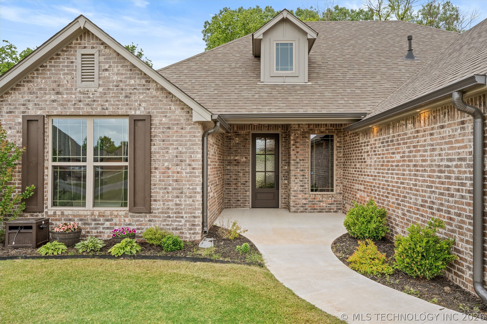 189 N Phillips Street Skiatook OK 74070