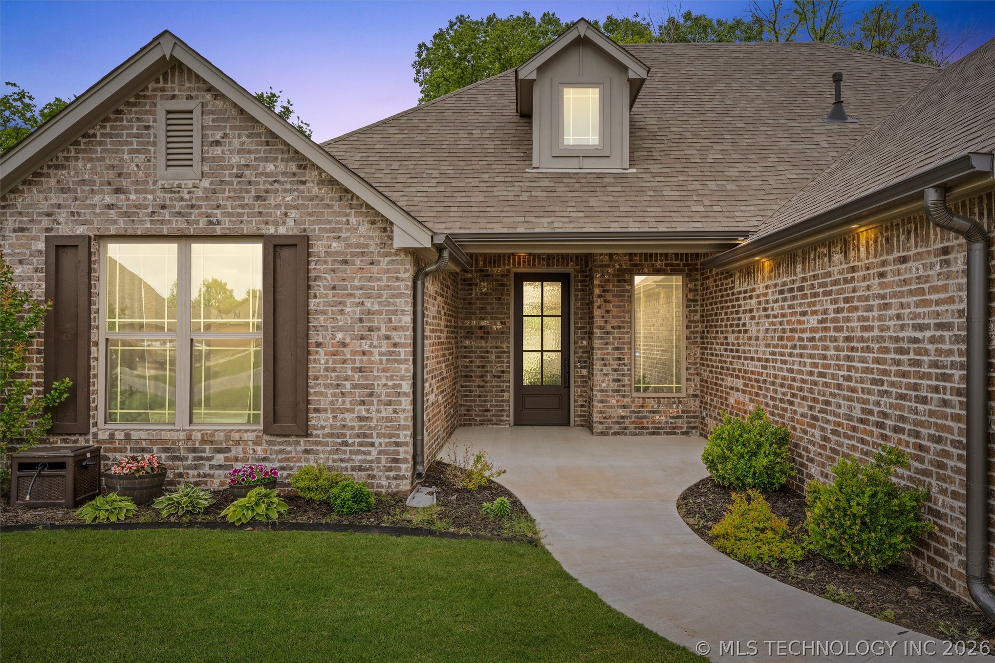 189 N Phillips Street Skiatook OK 74070