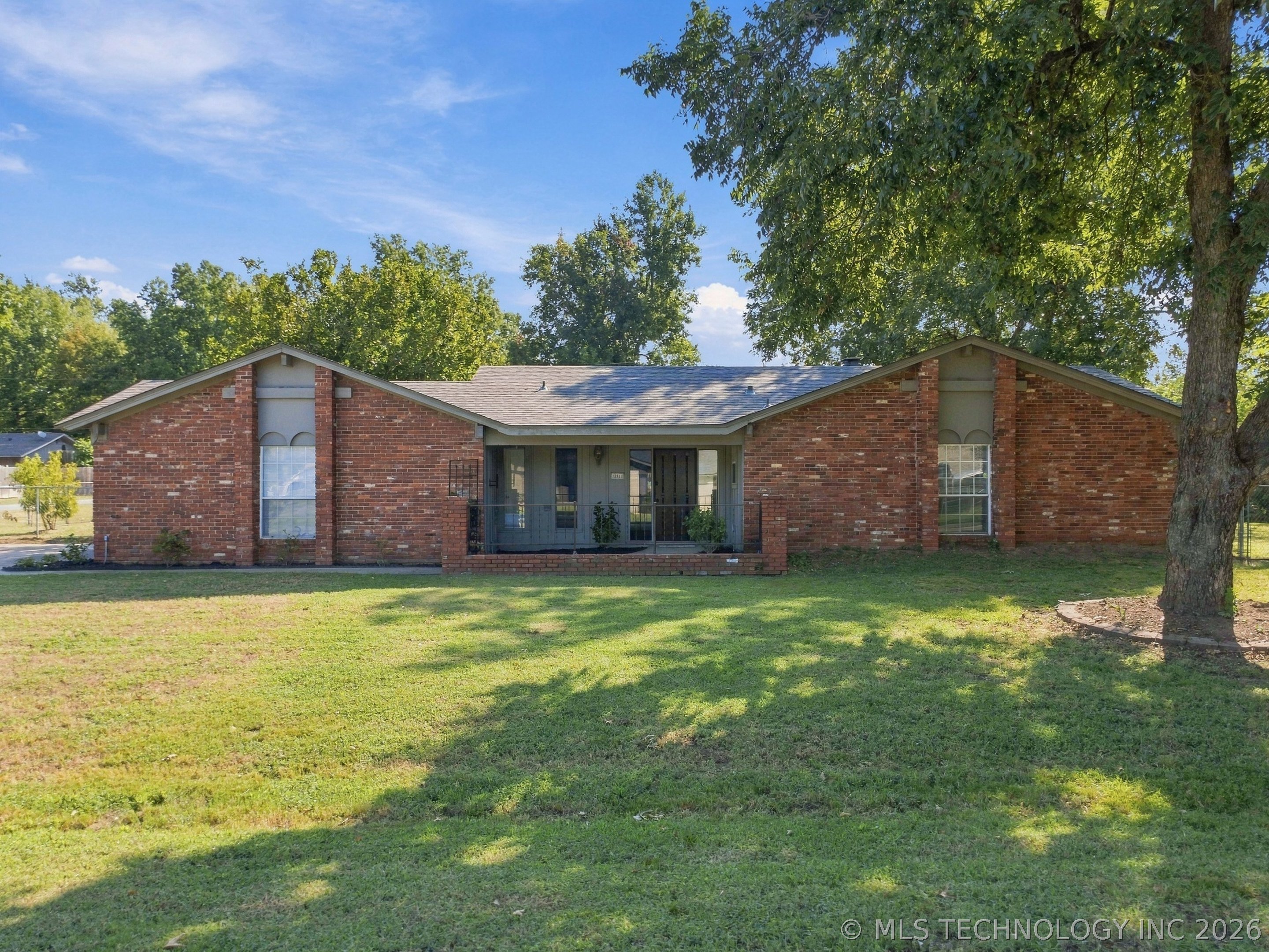 12911 S 123rd Eastavenue Broken Arrow OK 74011