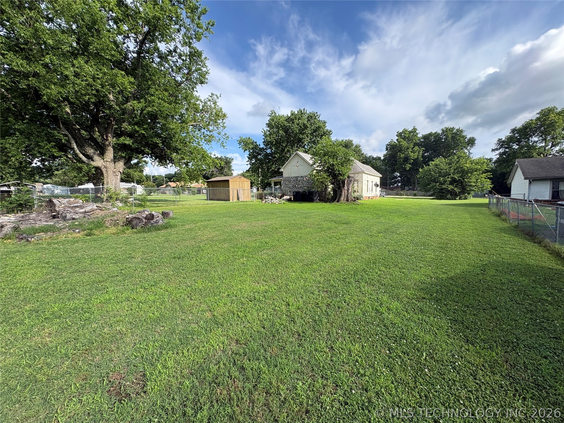 230 E Nelms Street Oologah OK 74053