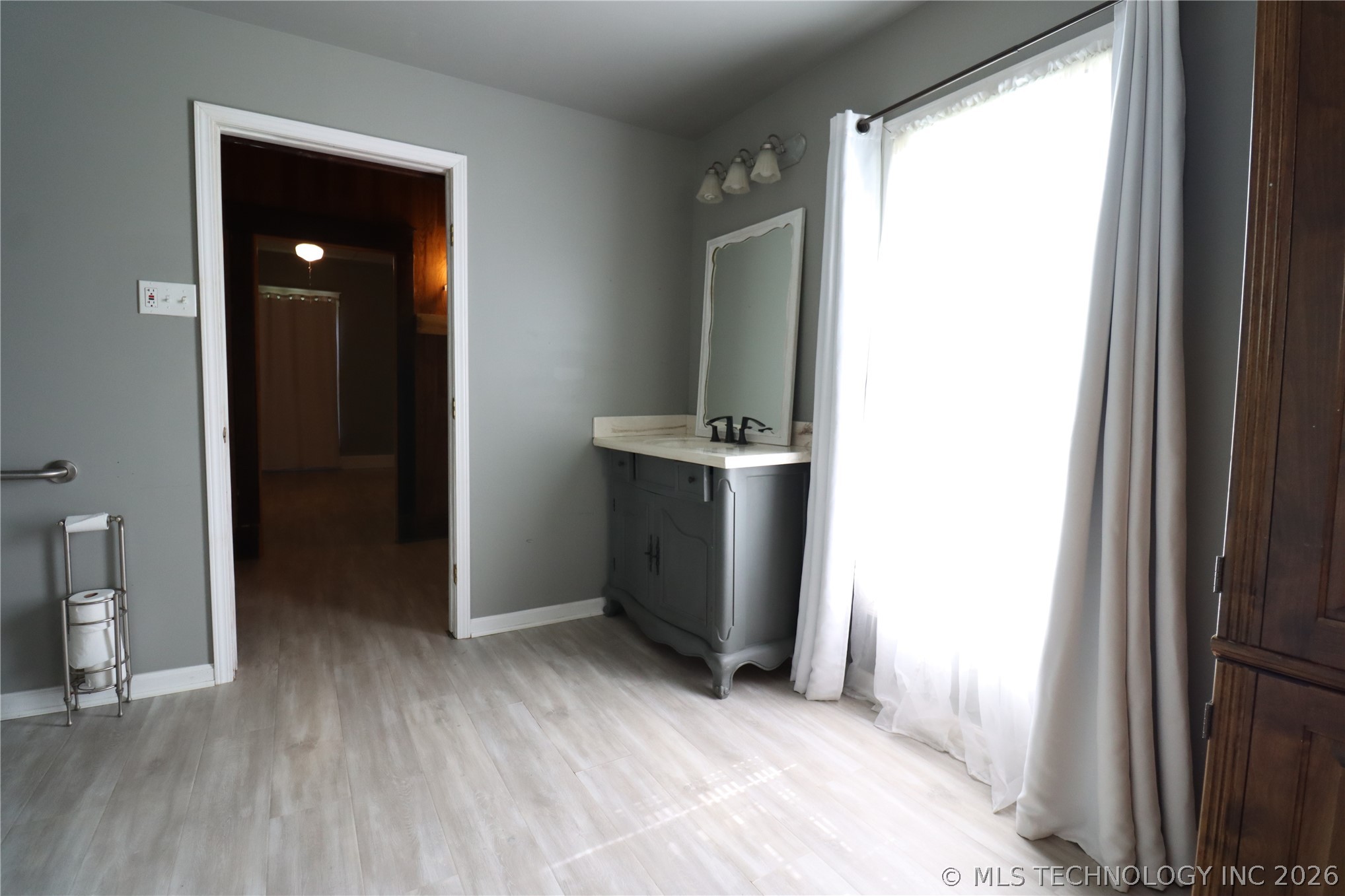 230 E Nelms Street Oologah OK 74053