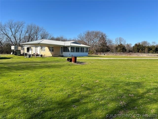 8925 State Road 78 Hendrix OK 74741