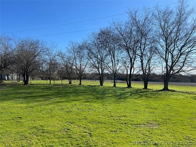 8925 State Road 78 Hendrix OK 74741