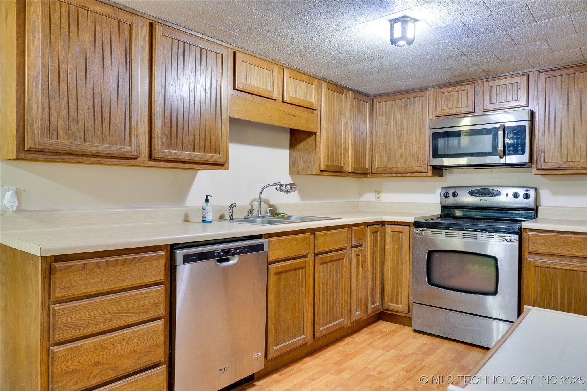 46670 S 670 Road Jay OK 74346