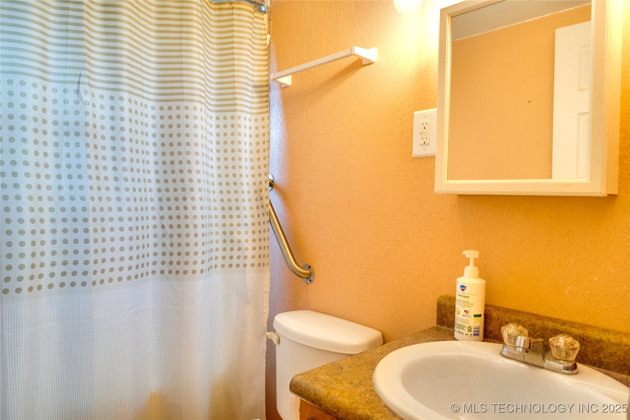 46670 S 670 Road Jay OK 74346