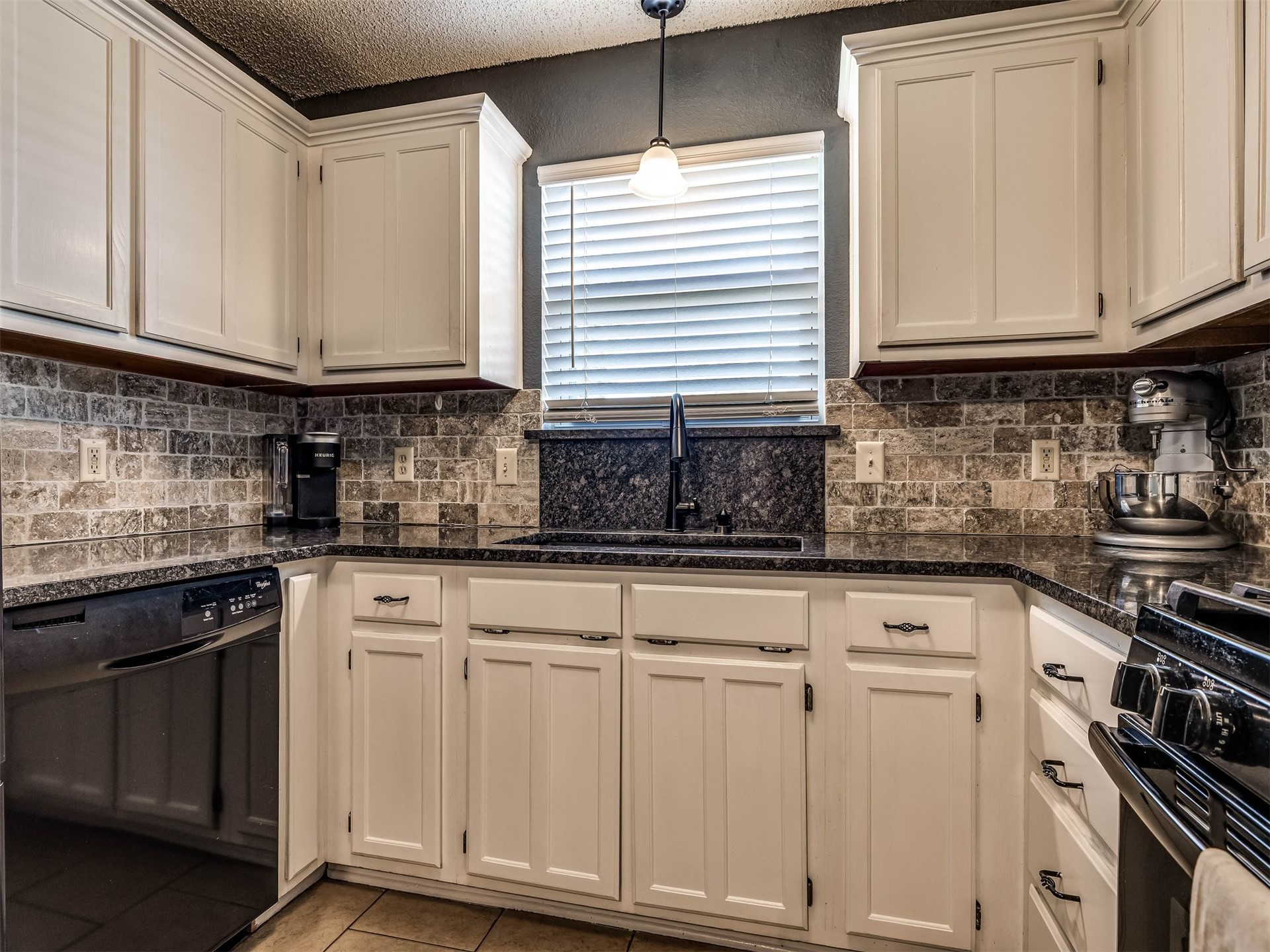 11103 E 120th Court N Collinsville OK 74021