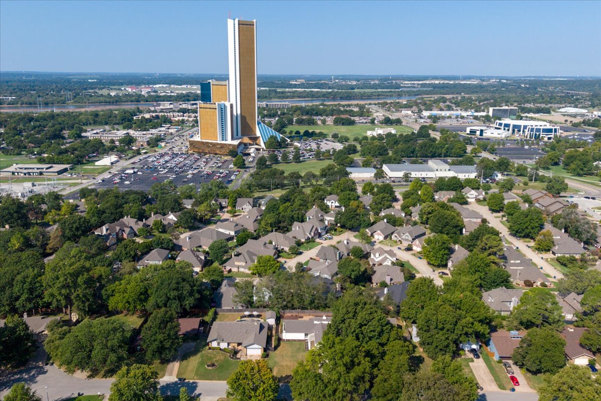 8234 S College Avenue Tulsa OK 74137
