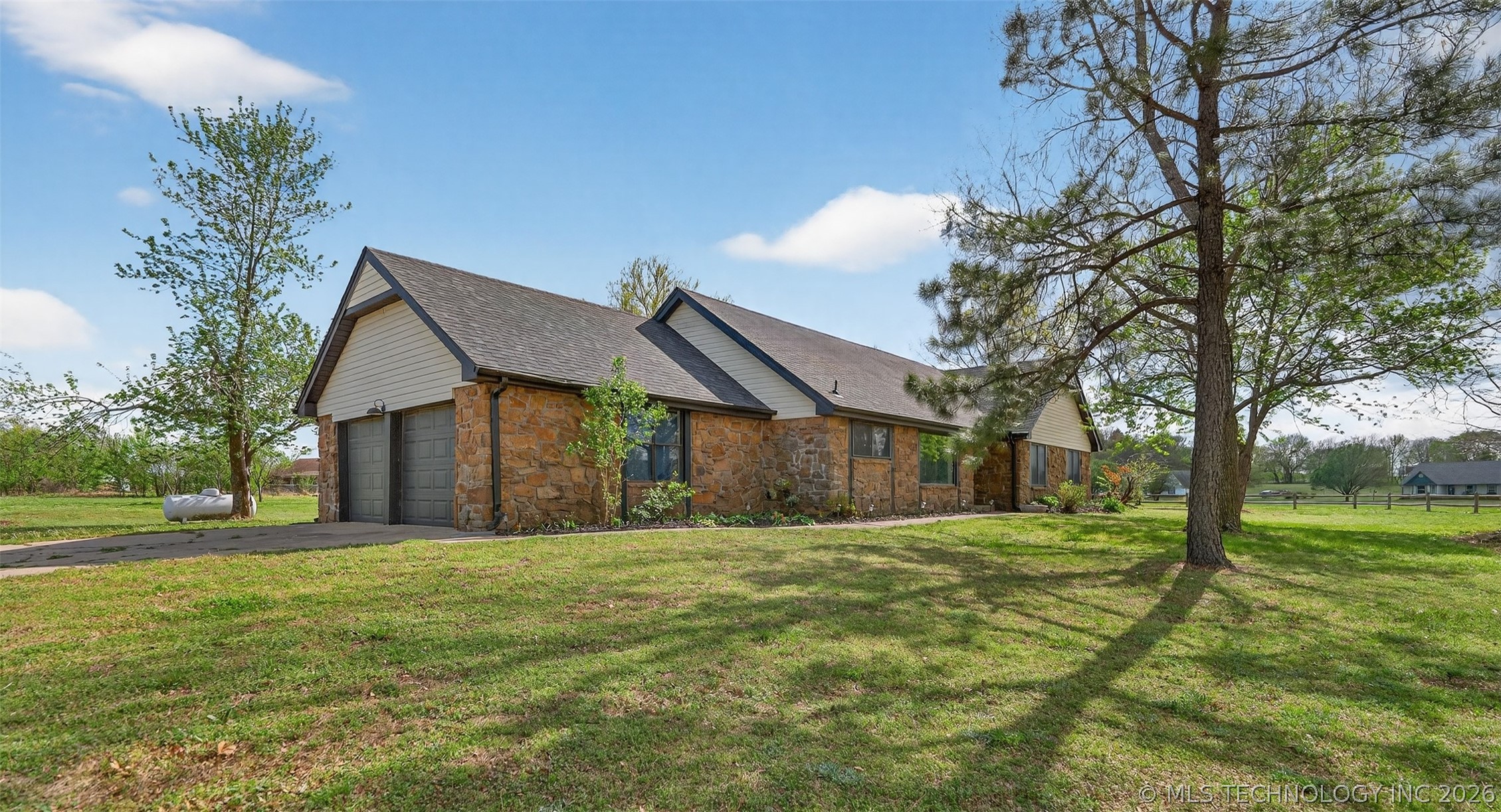 19132 E Summer Lane Claremore OK 74017