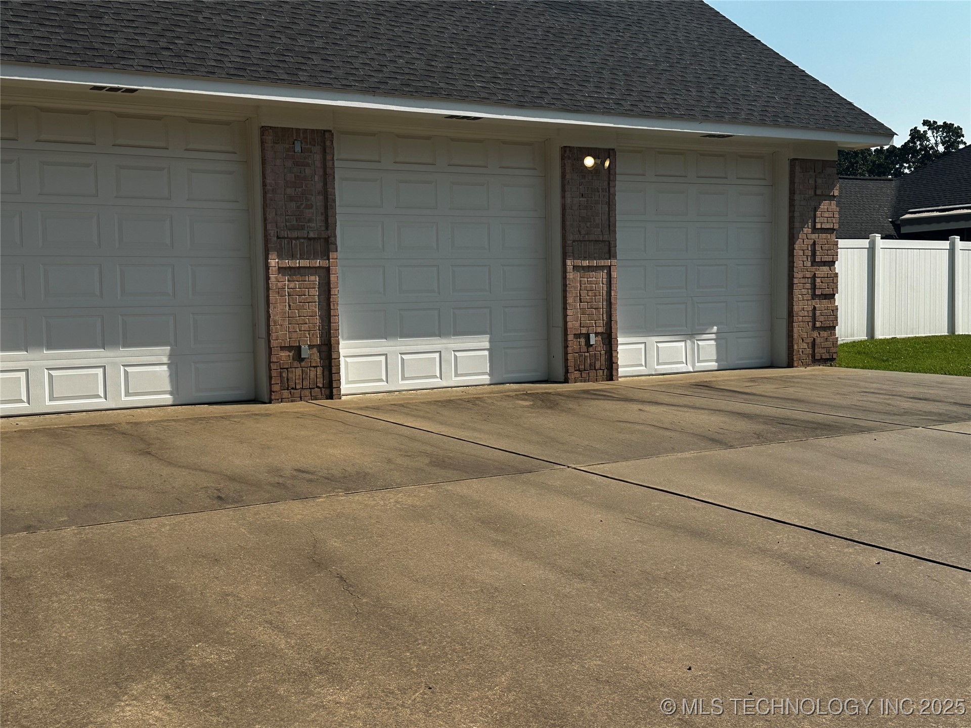 2289 W Community Chapel Road Atoka OK 74525
