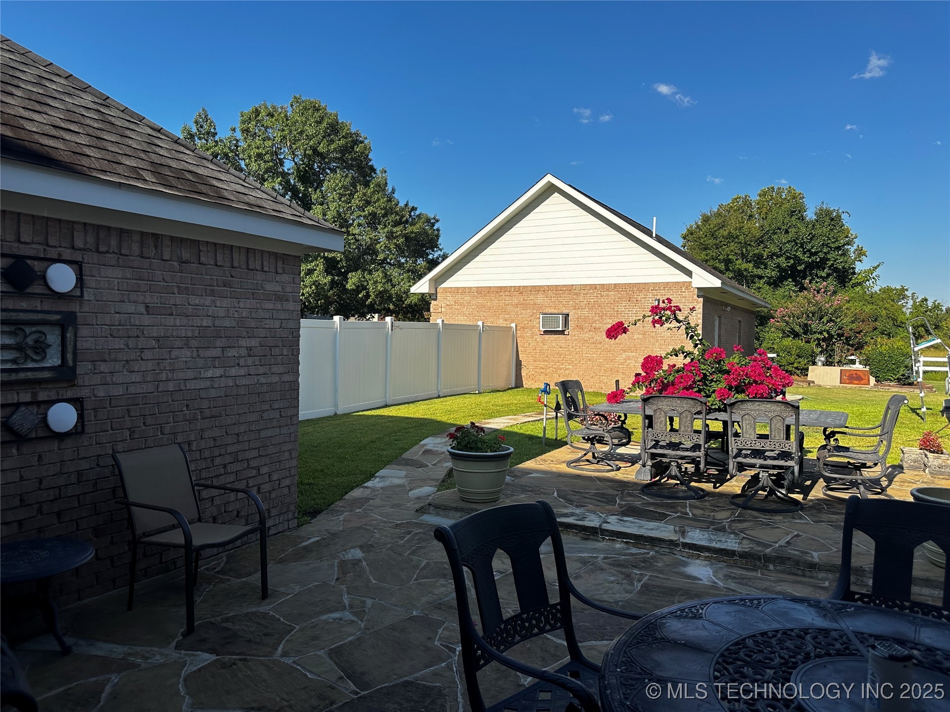 2289 W Community Chapel Road Atoka OK 74525