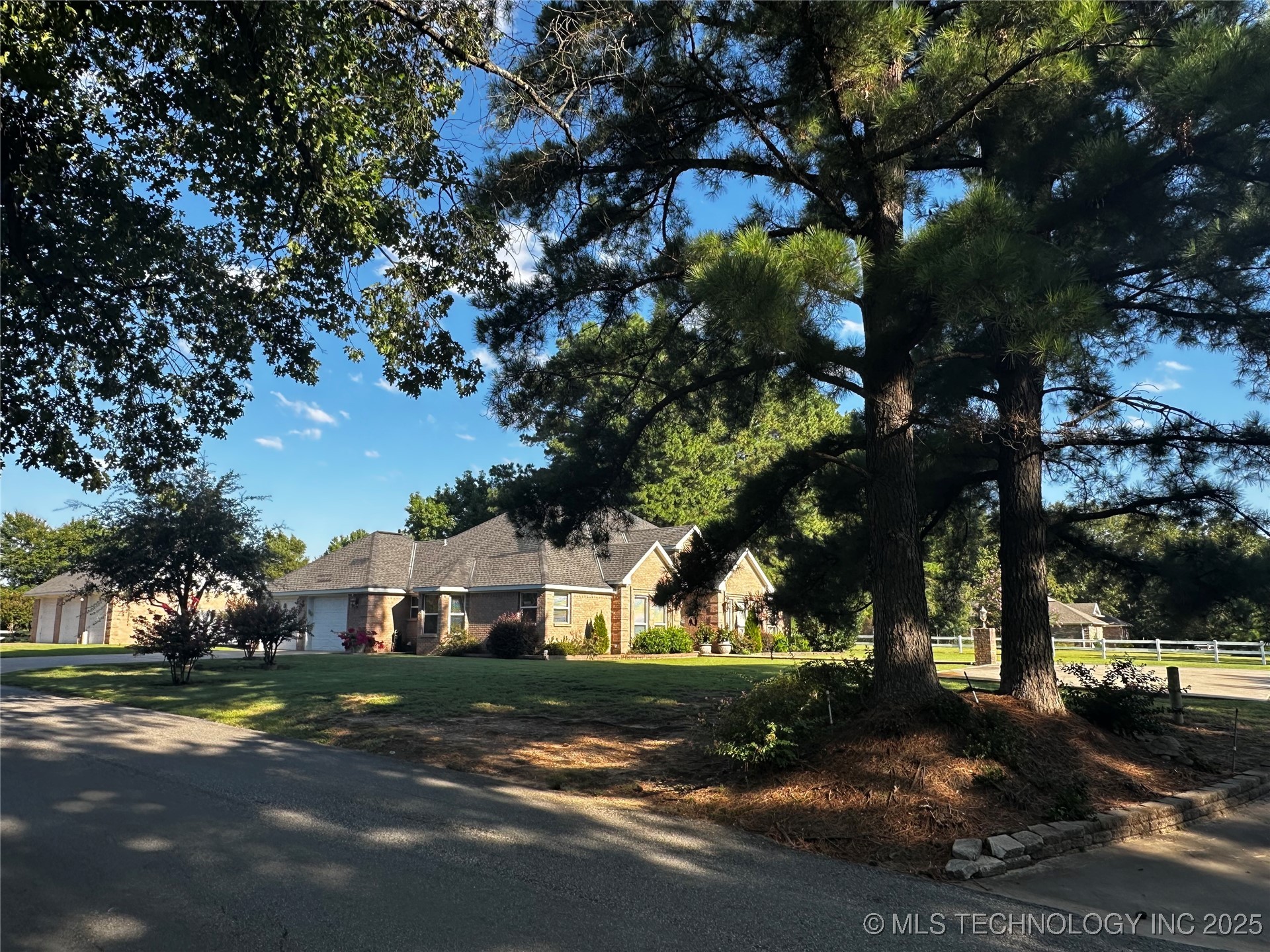2289 W Community Chapel Road Atoka OK 74525