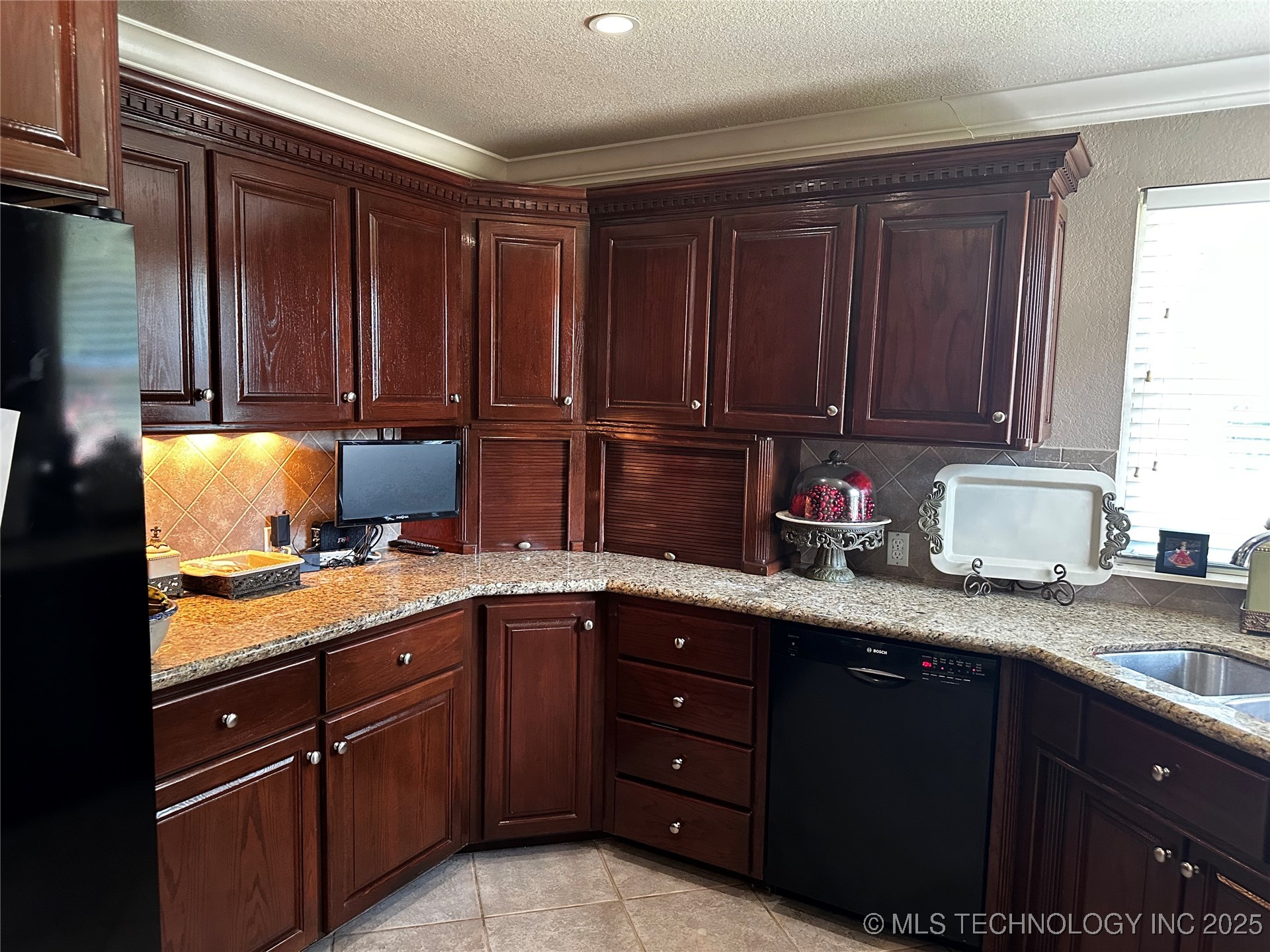 2289 W Community Chapel Road Atoka OK 74525