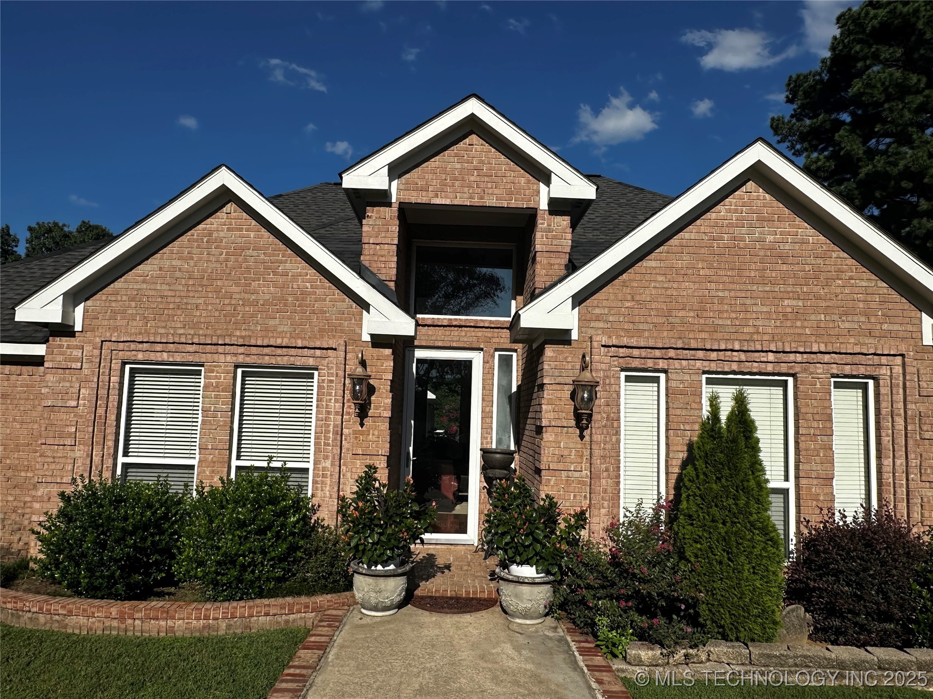 2289 W Community Chapel Road Atoka OK 74525