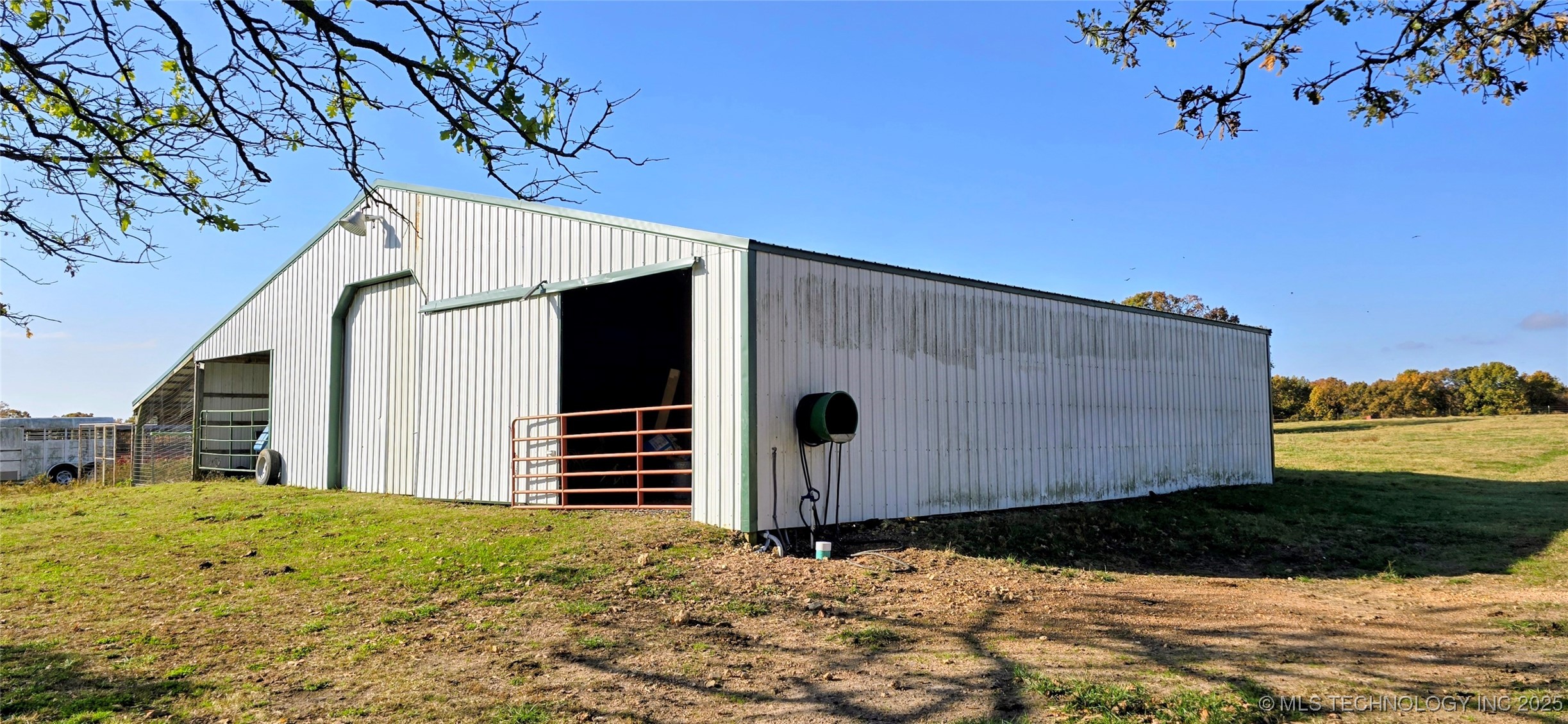 811 E 57th Road Kansas OK 74347