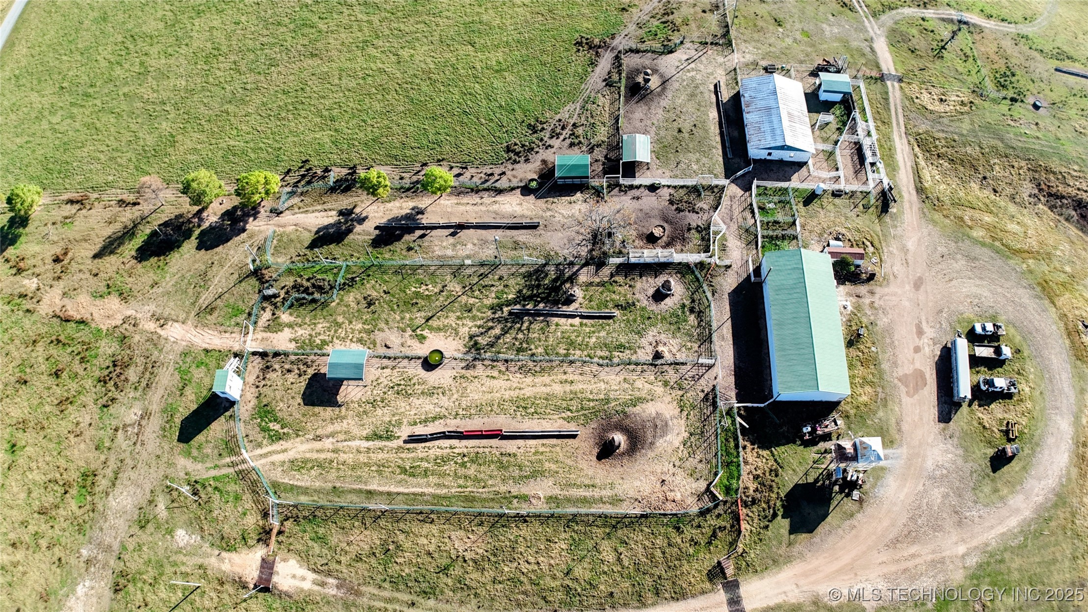 811 E 57th Road Kansas OK 74347