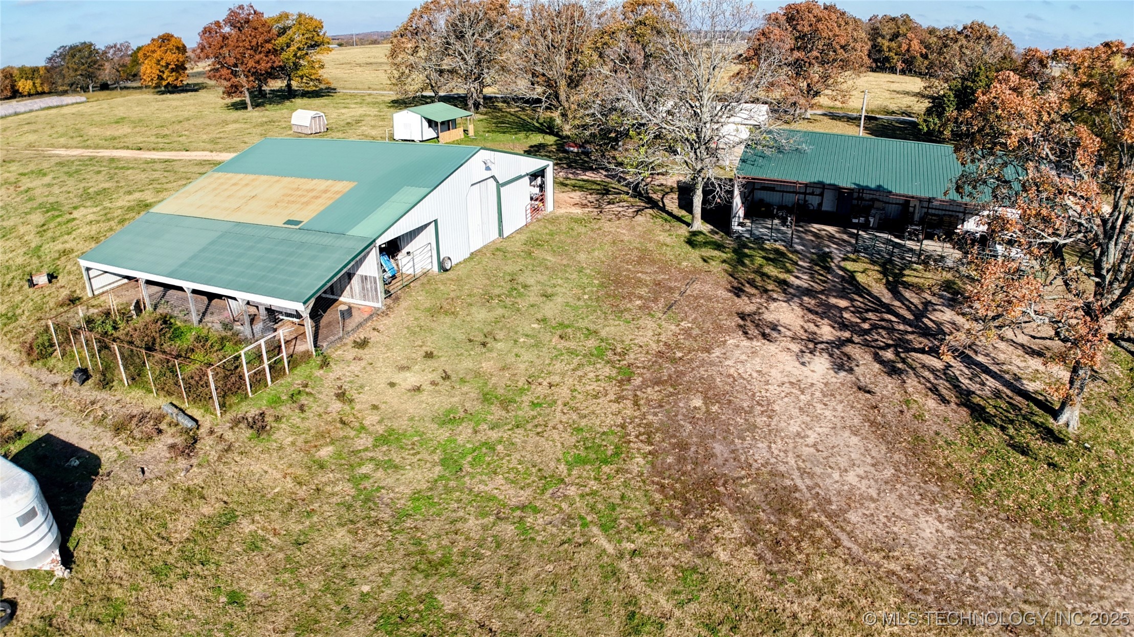 811 E 57th Road Kansas OK 74347
