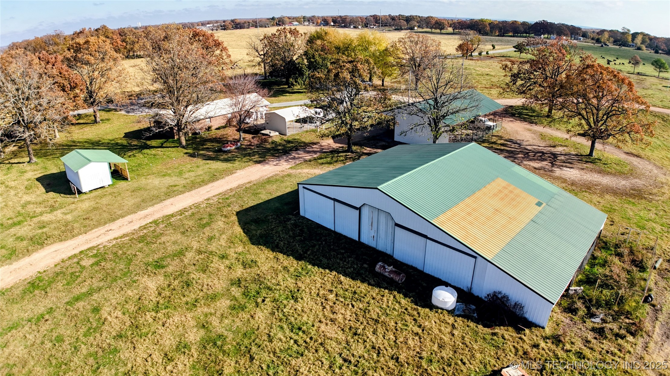 811 E 57th Road Kansas OK 74347
