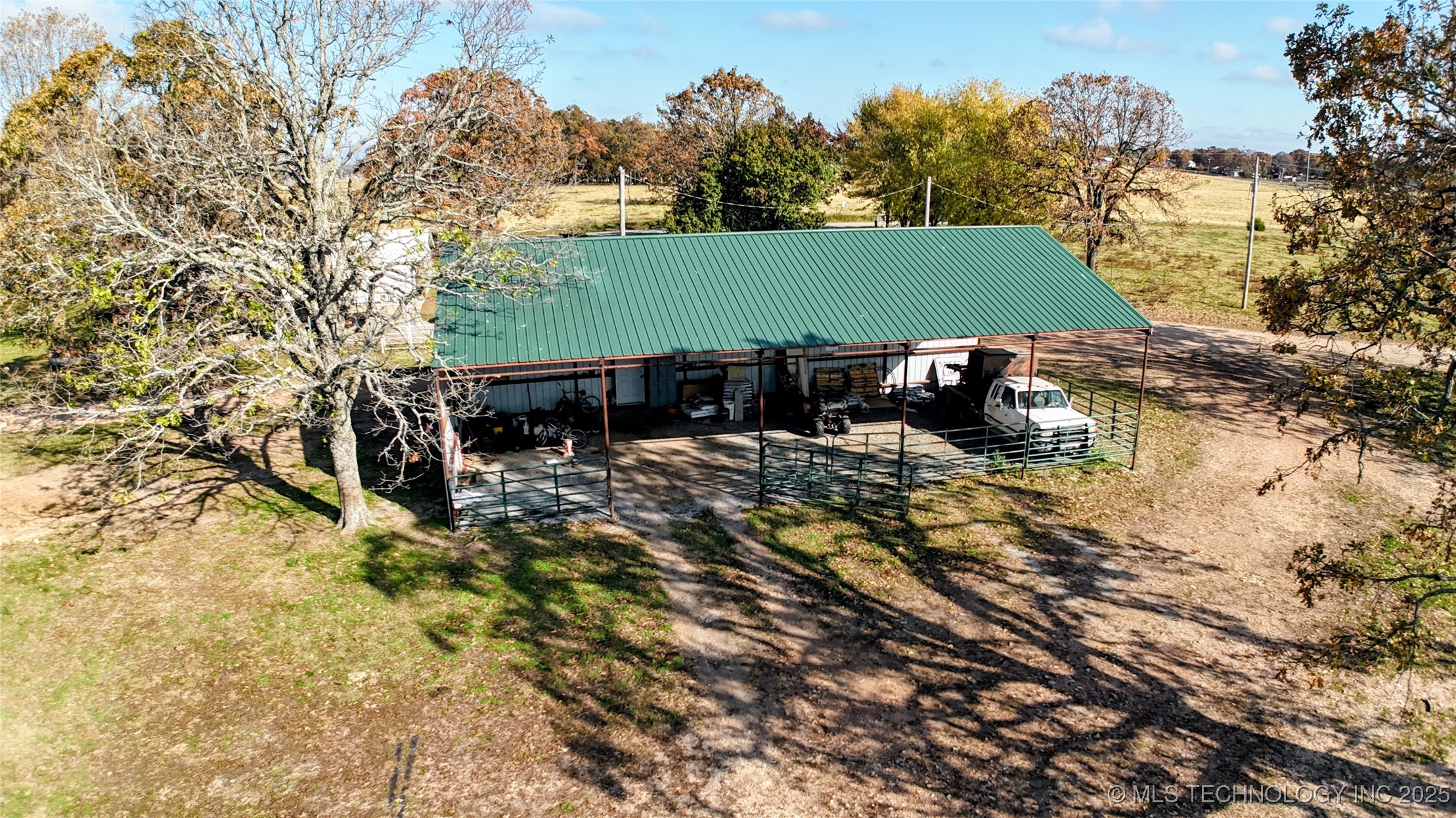 811 E 57th Road Kansas OK 74347