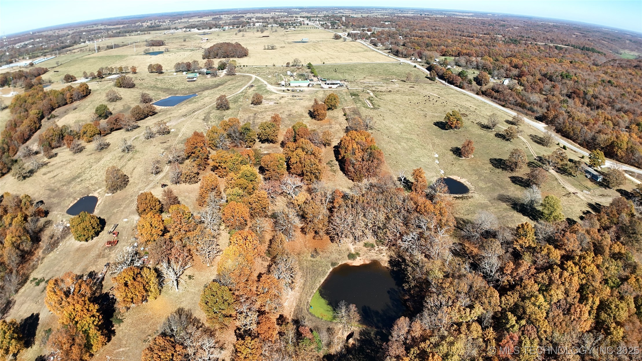 811 E 57th Road Kansas OK 74347