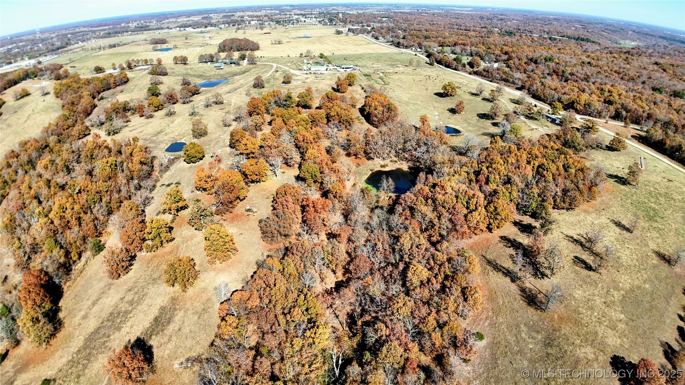 811 E 57th Road Kansas OK 74347