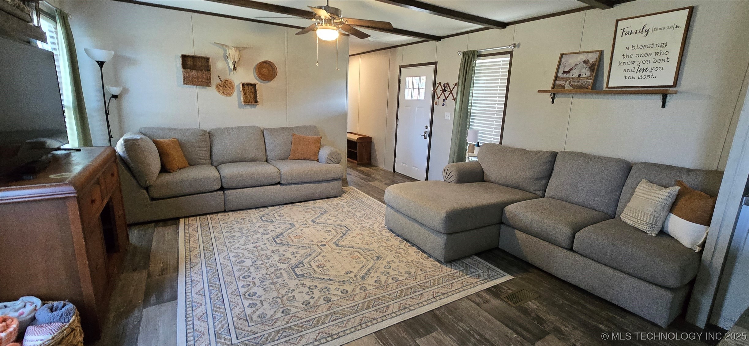 811 E 57th Road Kansas OK 74347