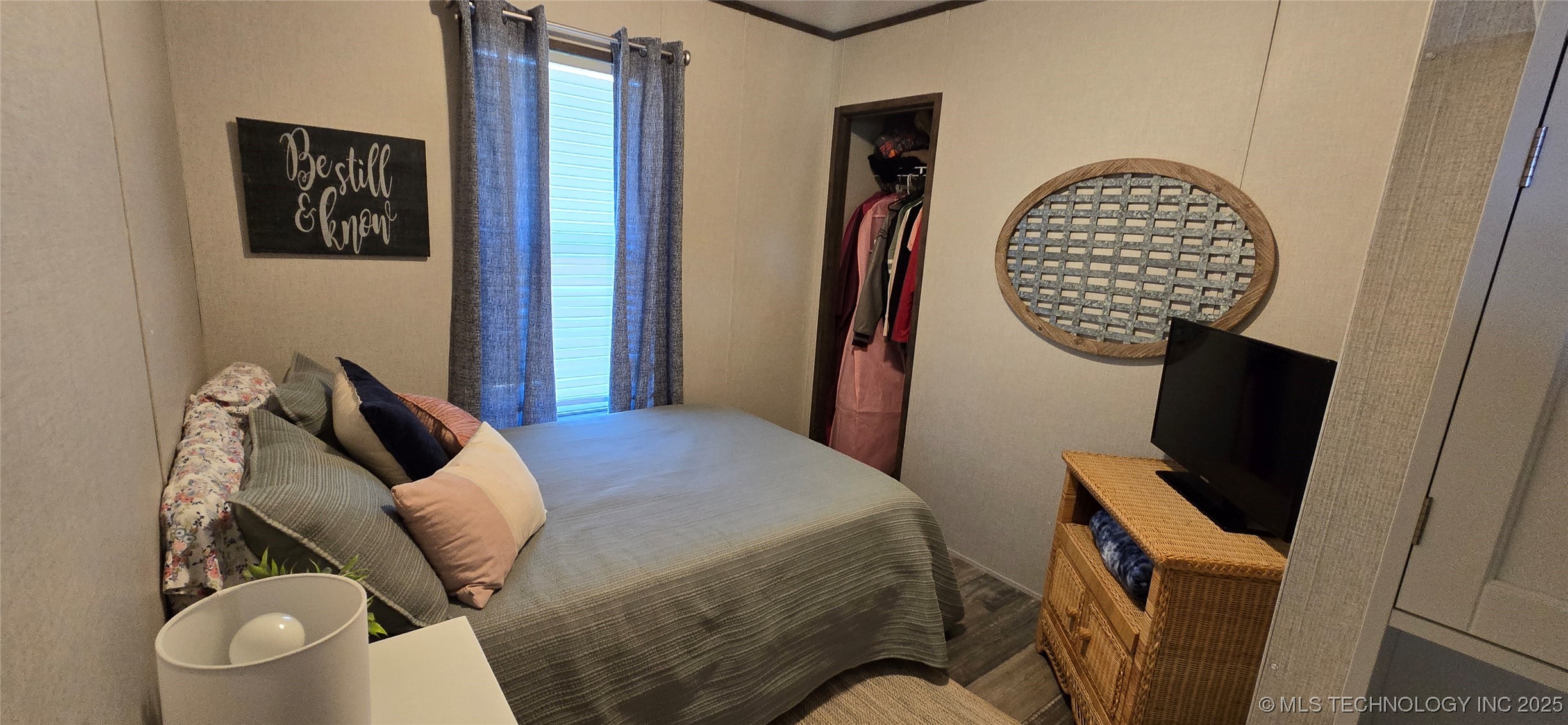 811 E 57th Road Kansas OK 74347