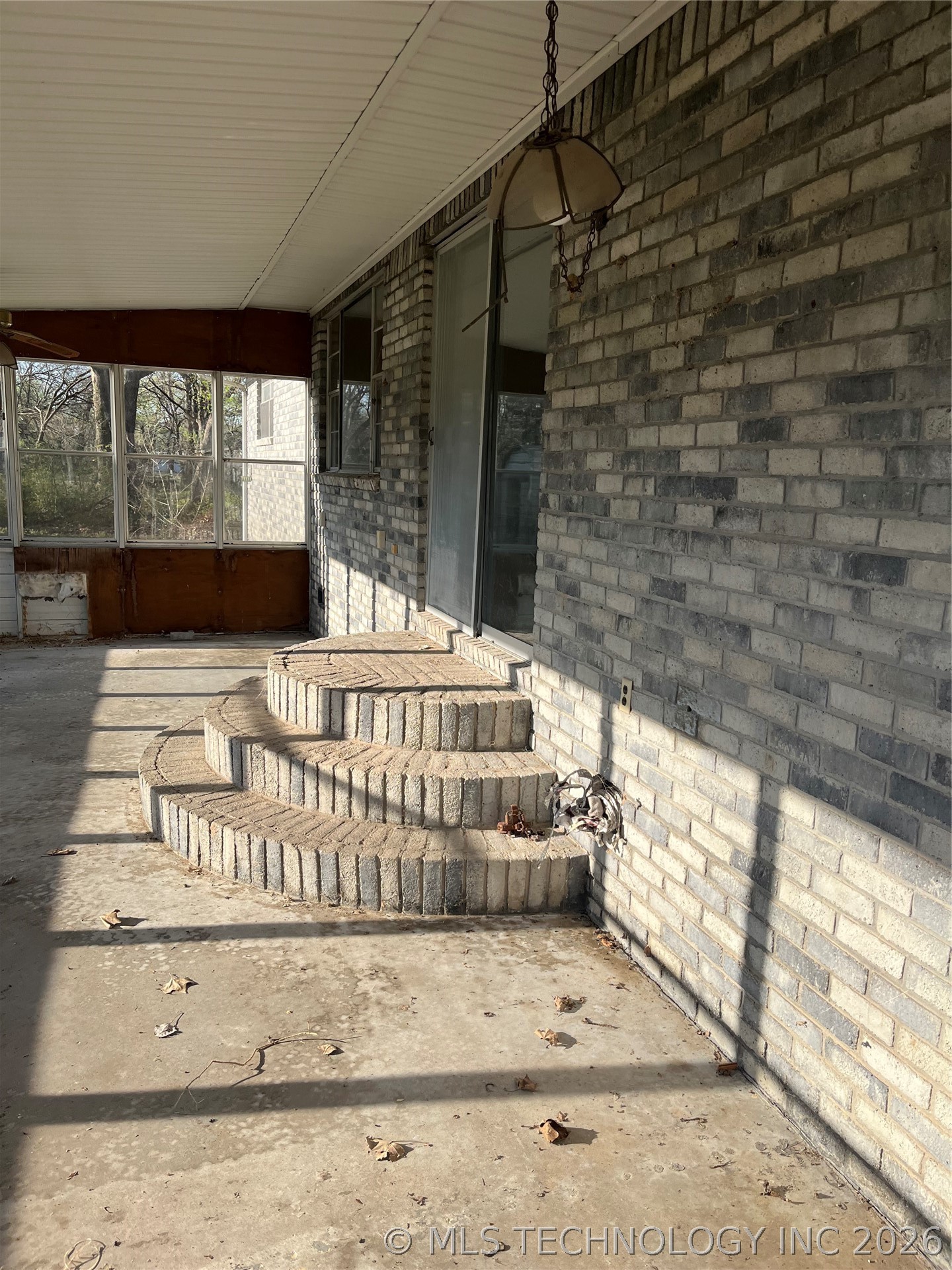 421 N Canard Street Wetumka OK 74883