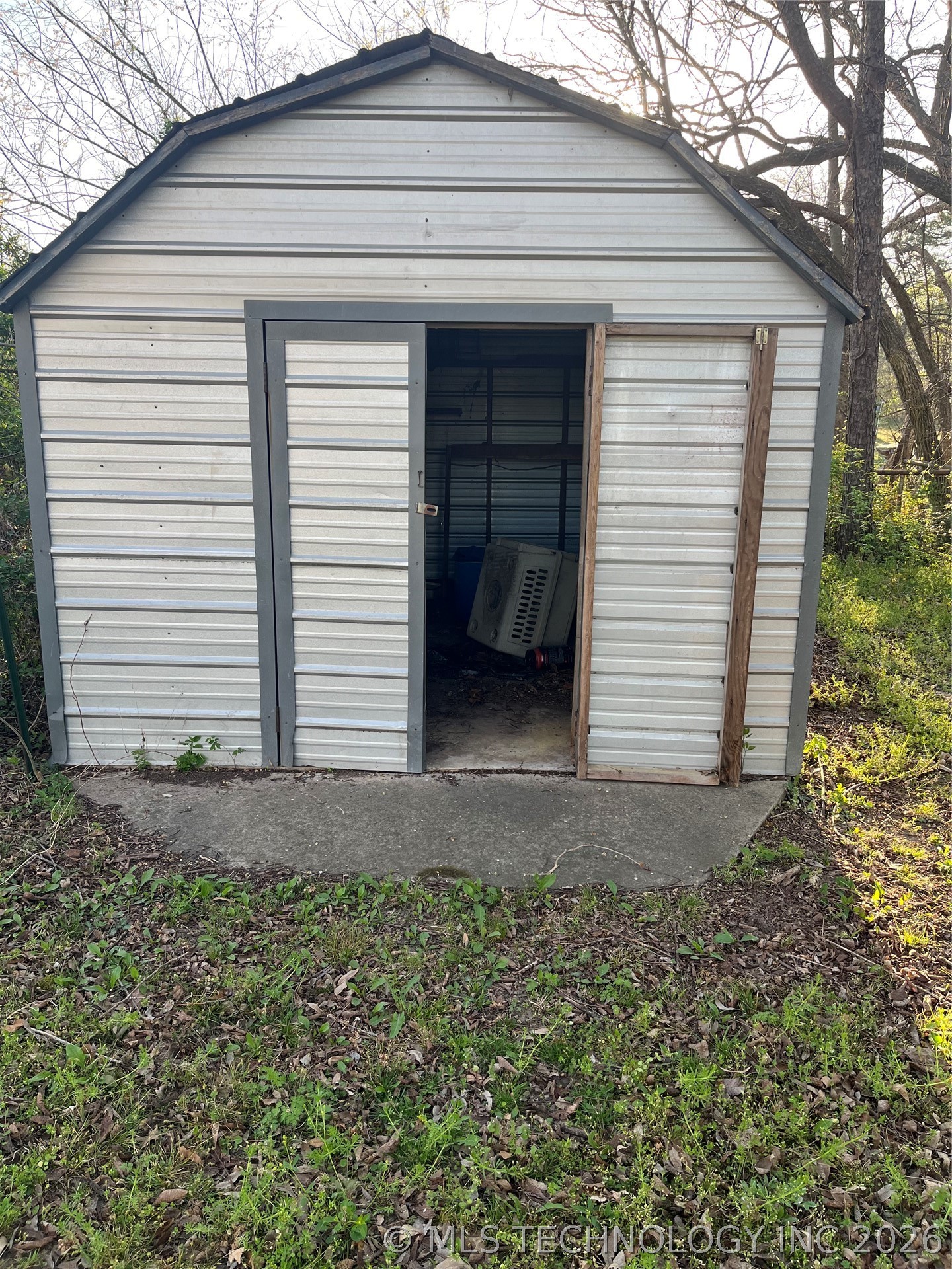 421 N Canard Street Wetumka OK 74883