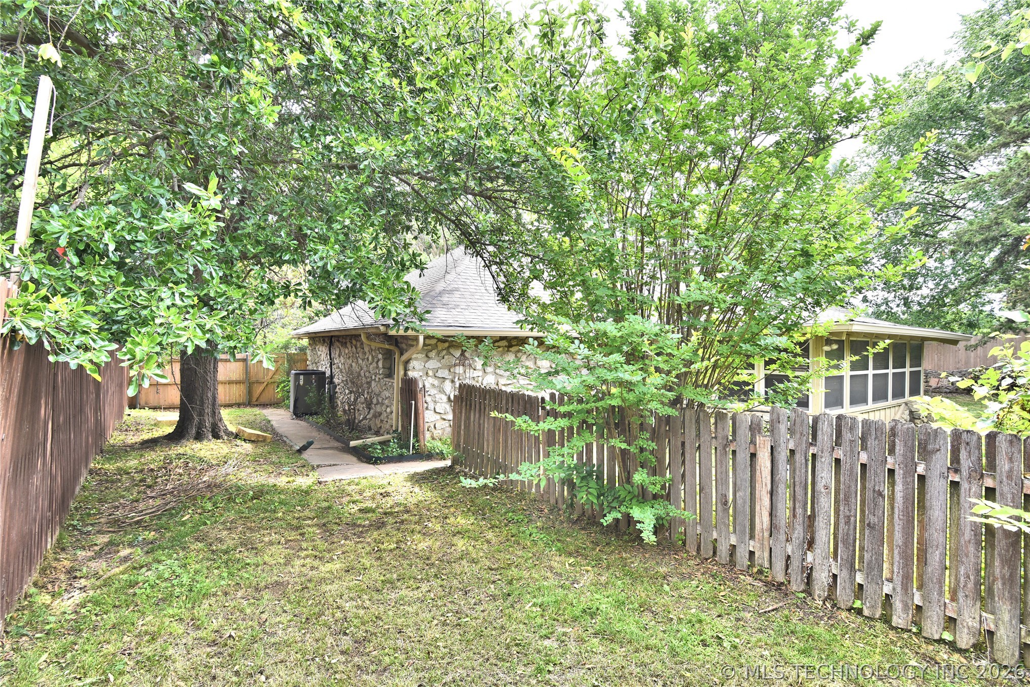 7056 E 60th Street Tulsa OK 74145