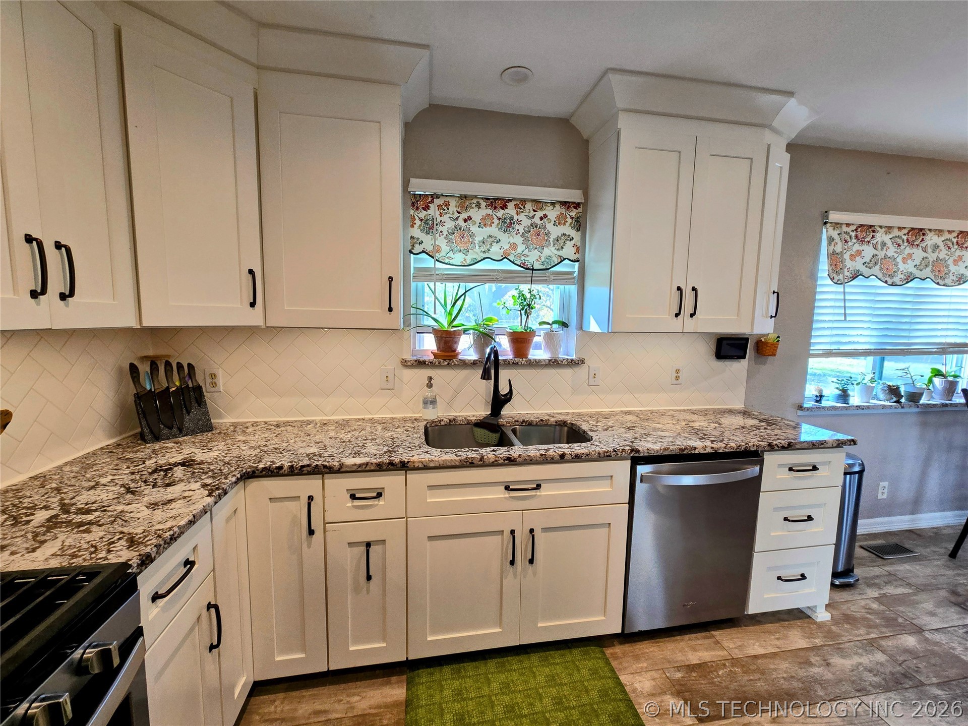 12866 S 279th East Avenue Coweta OK 74429
