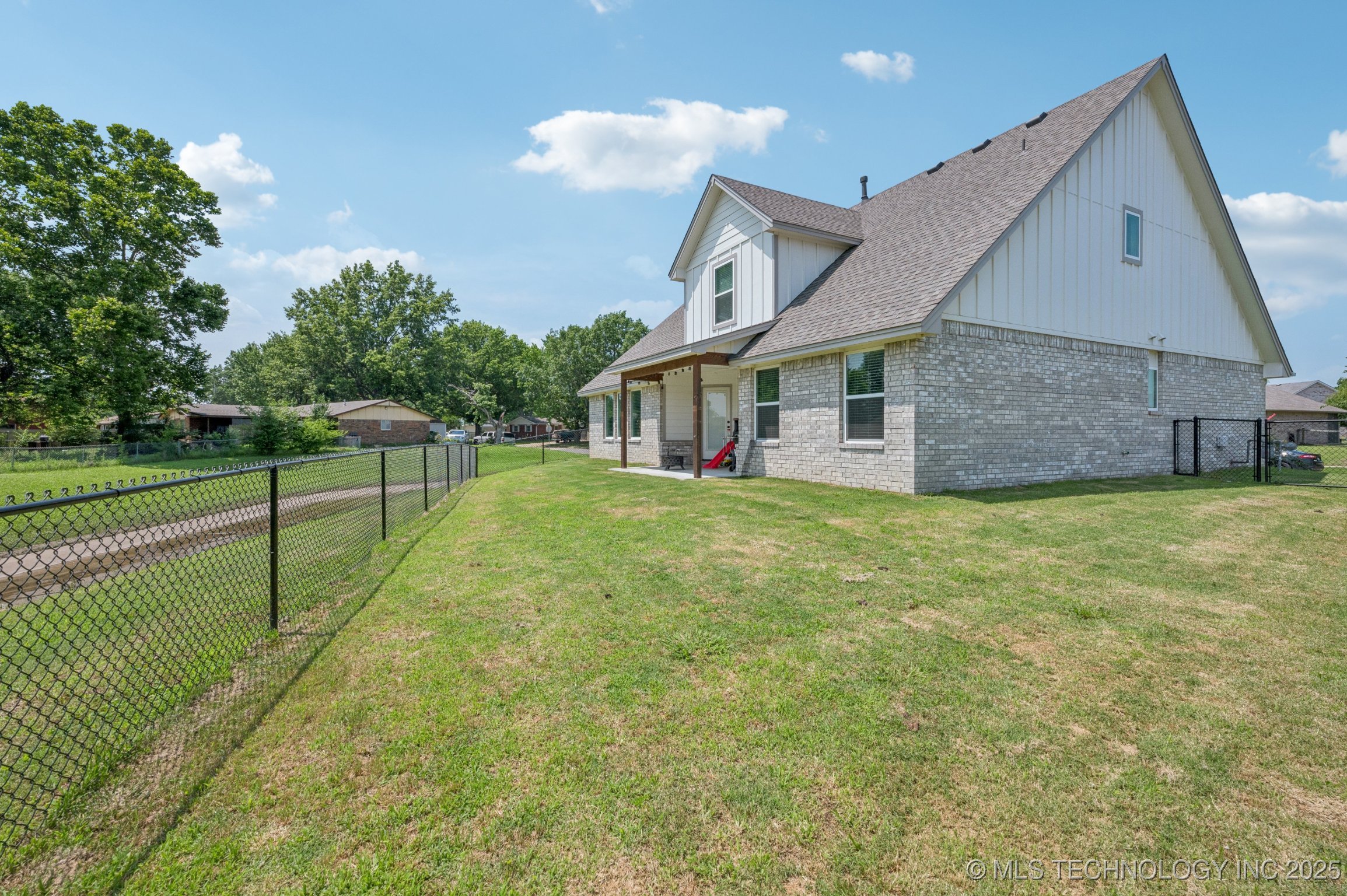 1200 SE 15th Pryor OK 74361