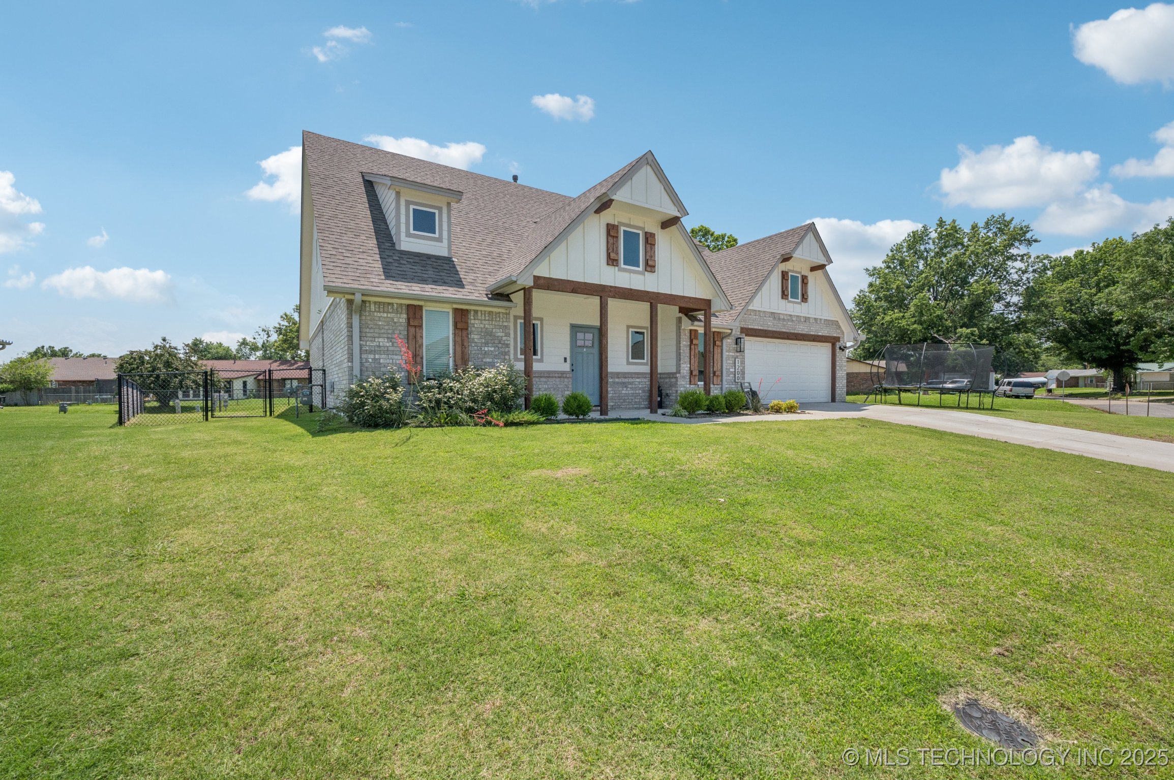 1200 SE 15th Pryor OK 74361