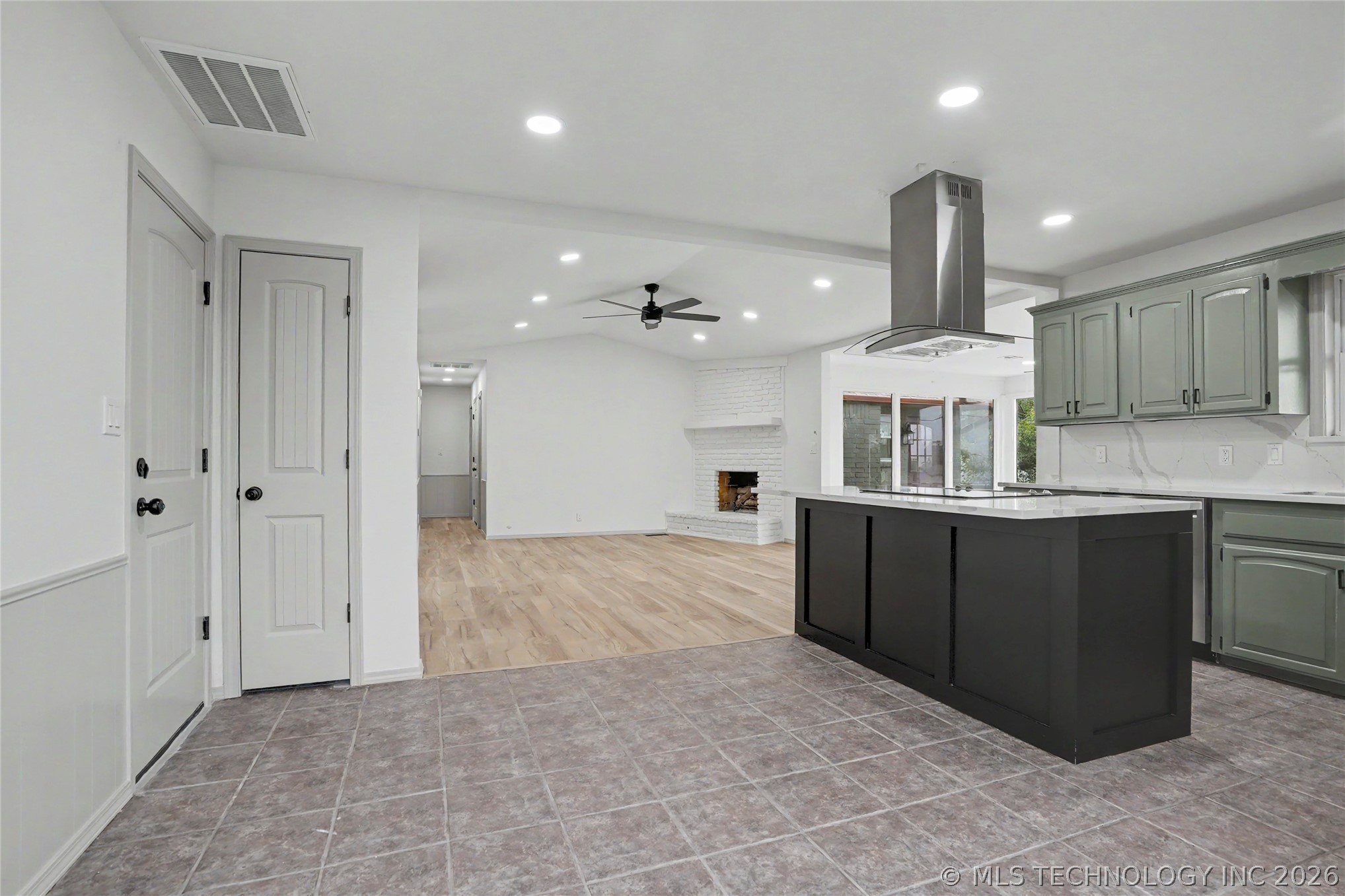 1525 E Valley View Road Sapulpa OK 74066