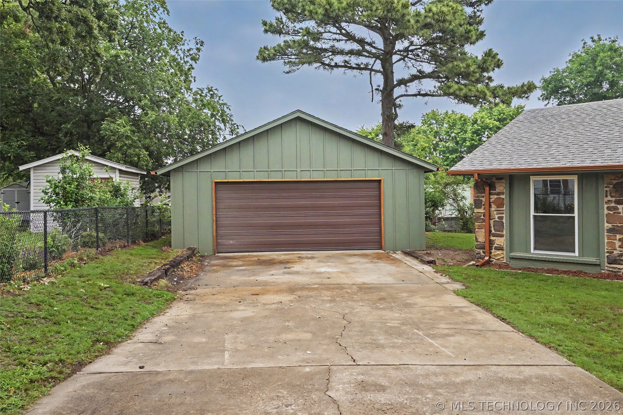 1525 E Valley View Road Sapulpa OK 74066
