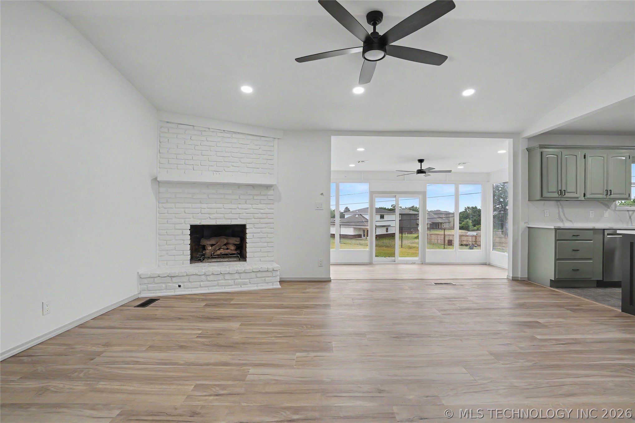 1525 E Valley View Road Sapulpa OK 74066