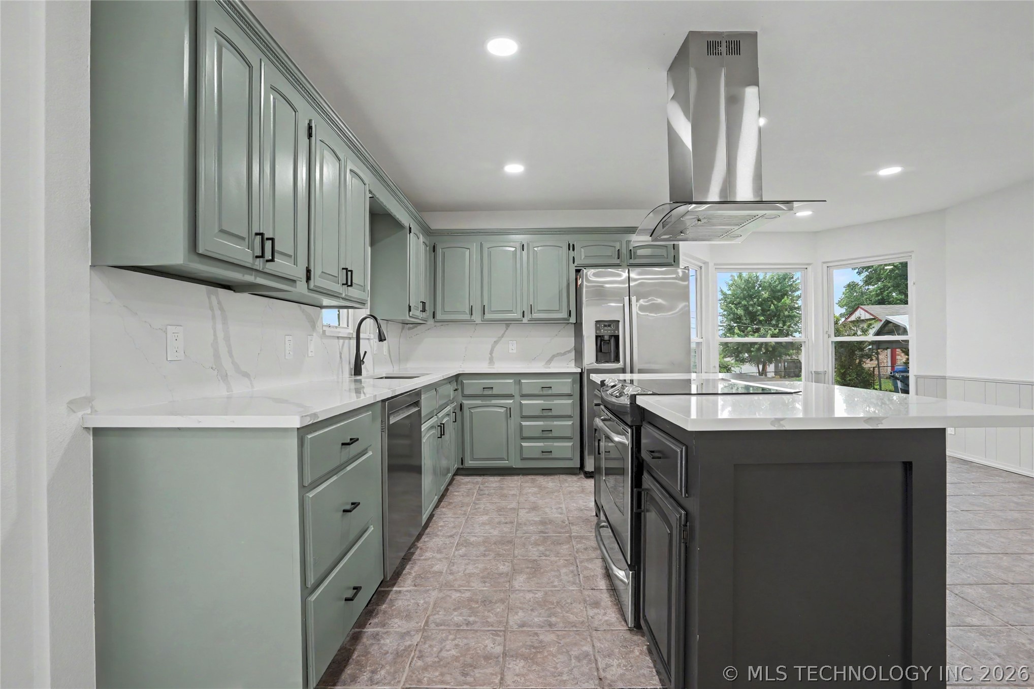 1525 E Valley View Road Sapulpa OK 74066