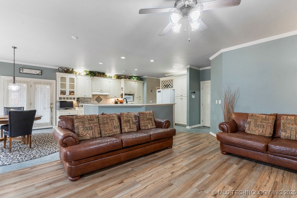 9818 E 83rd Place Tulsa OK 74133
