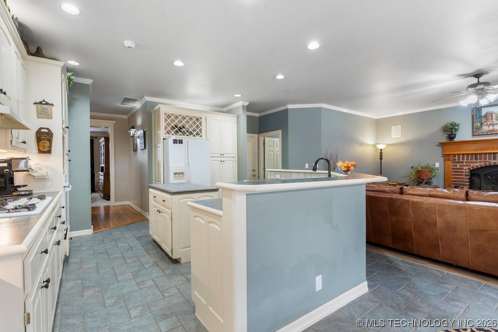 9818 E 83rd Place Tulsa OK 74133