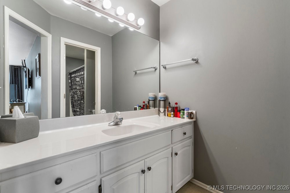 9818 E 83rd Place Tulsa OK 74133