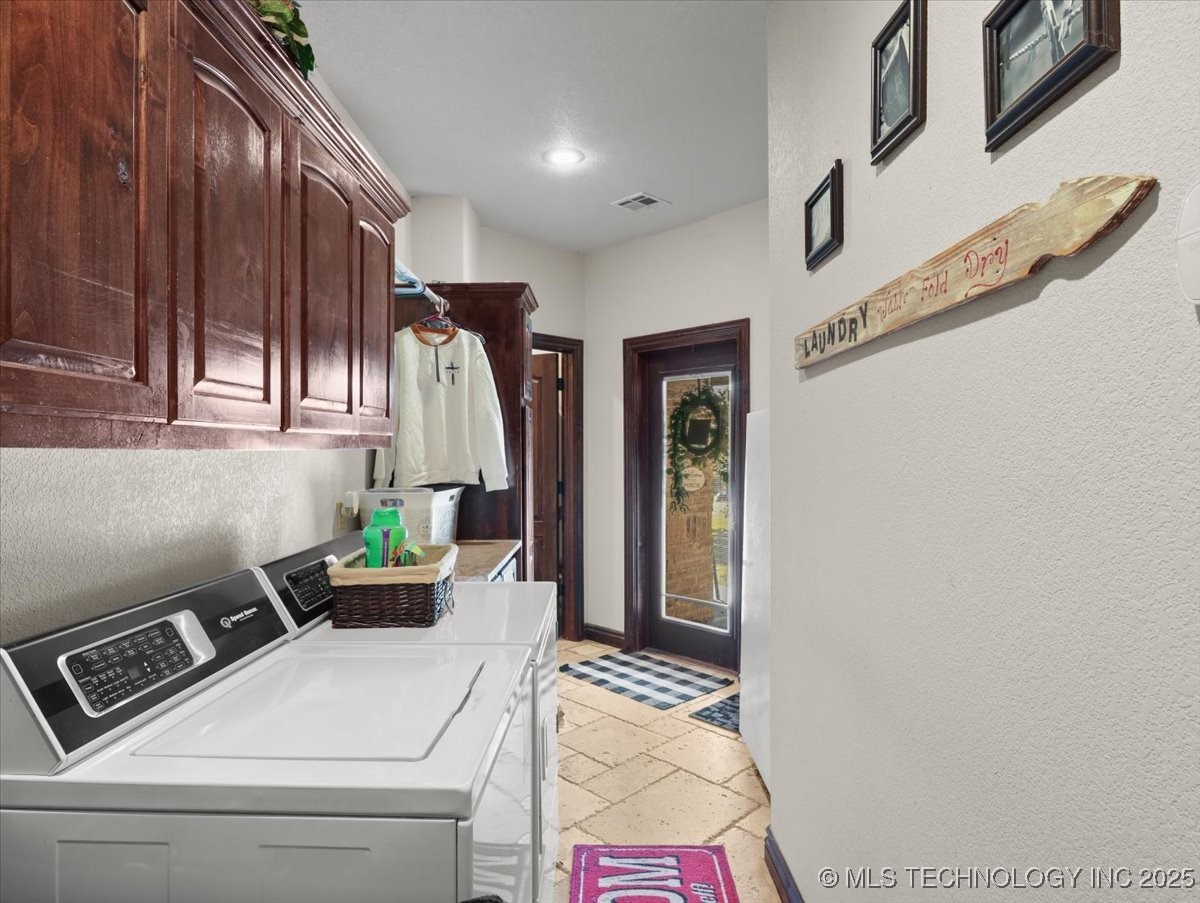 555 White Chimney Stuart OK 74570