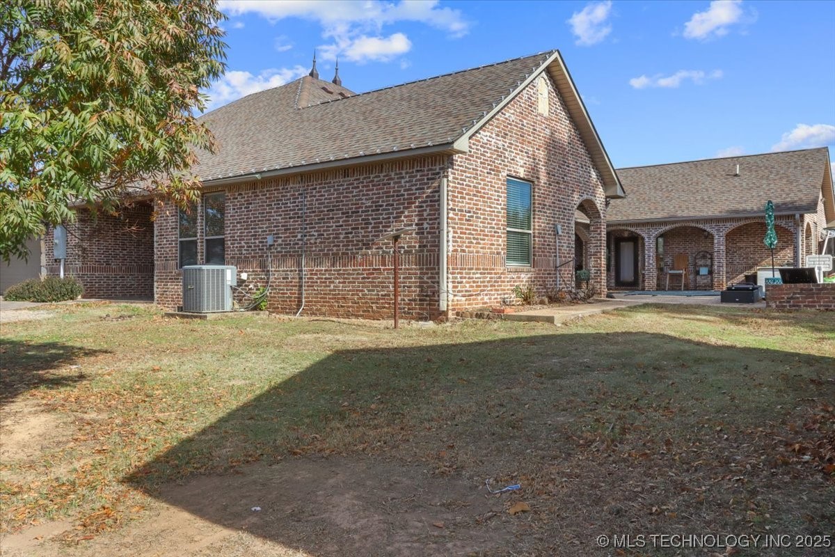 555 White Chimney Stuart OK 74570