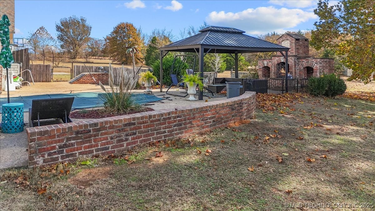 555 White Chimney Stuart OK 74570