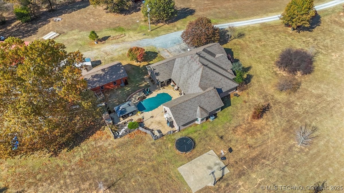 555 White Chimney Stuart OK 74570