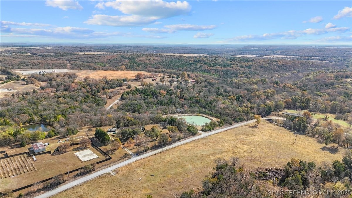 555 White Chimney Stuart OK 74570