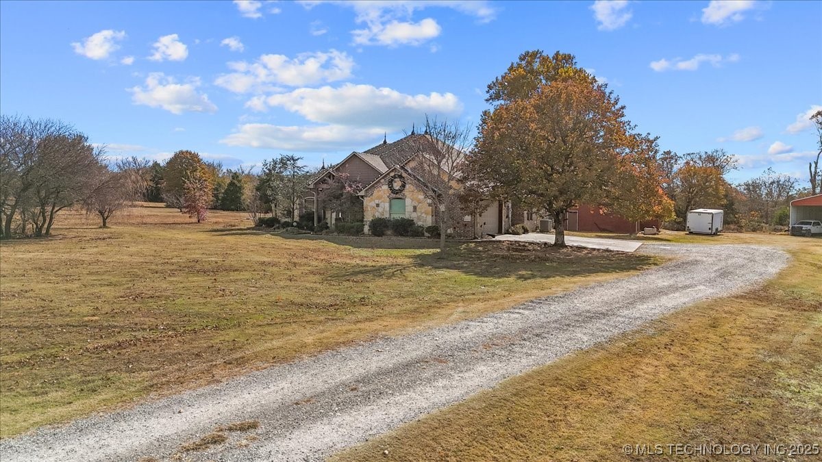 555 White Chimney Stuart OK 74570