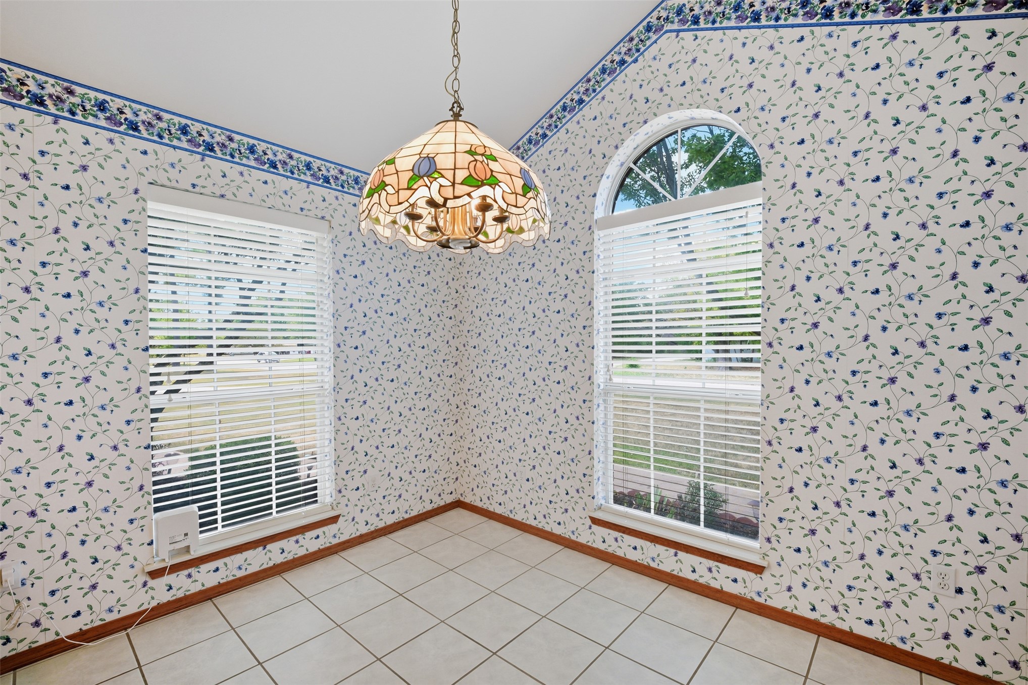 210 S 8th Davis OK 73030