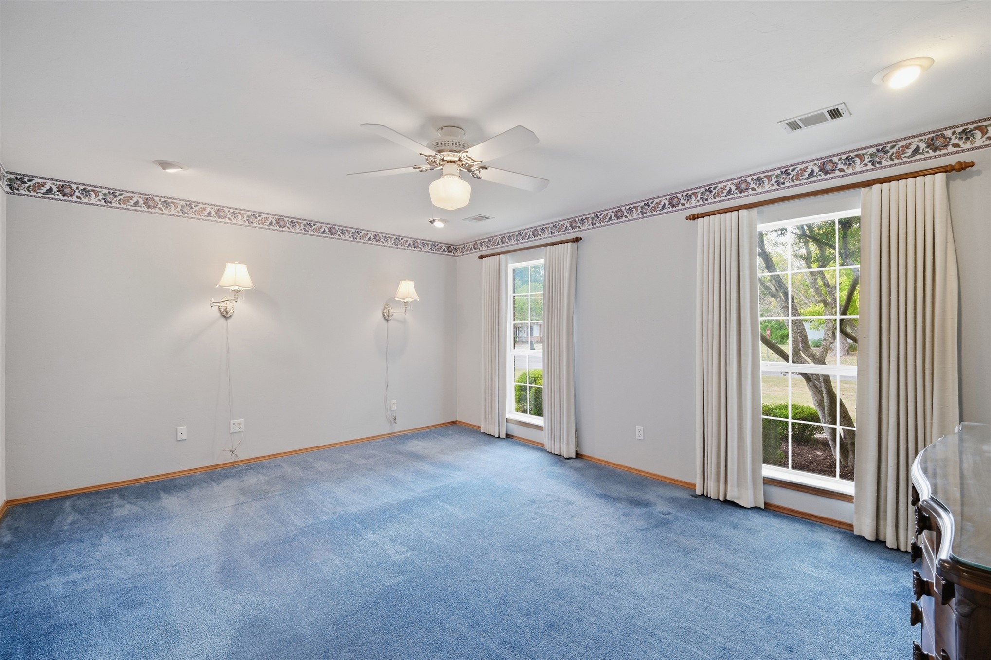 210 S 8th Davis OK 73030